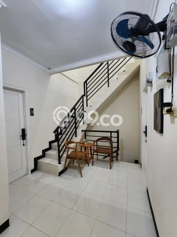 Dijual Kost di Kelapa Dua, Tangerang, 20 KT, 20 KM, Luas 298m2 Dijual Kost di Kelapa Dua, Tangerang, 20 KT, 20 KM, Luas 298m2
