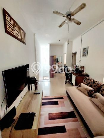 Dijual Rumah Eksklusif 3 KT di Graha Raya, Tangerang Selatan Dijual Rumah Eksklusif 3 KT di Graha Raya, Tangerang Selatan