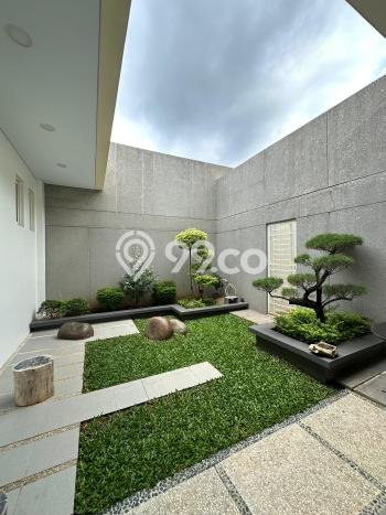 Hunian Mewah LB 200m2 Siap Huni Desain Elegan di Alam Sutera, Tangerang Hunian Mewah LB 200m2 Siap Huni Desain Elegan di Alam Sutera, Tangerang