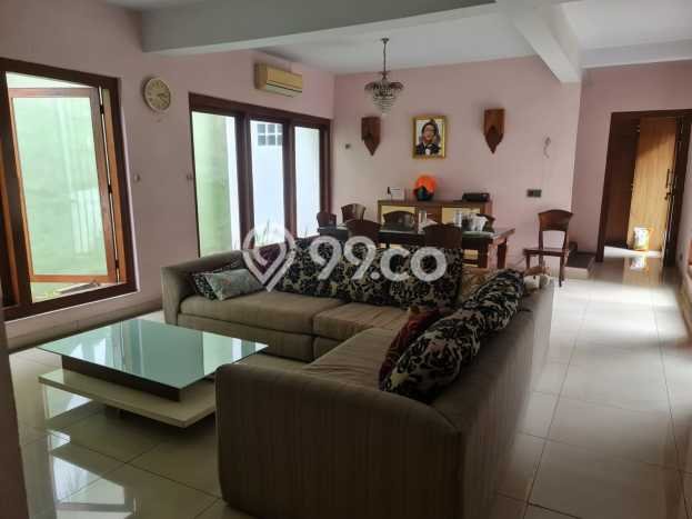 Rumah Elit Modern Tanpa Renovasi di BSD Puspita Loka Tangerang Rumah Elit Modern Tanpa Renovasi di BSD Puspita Loka Tangerang