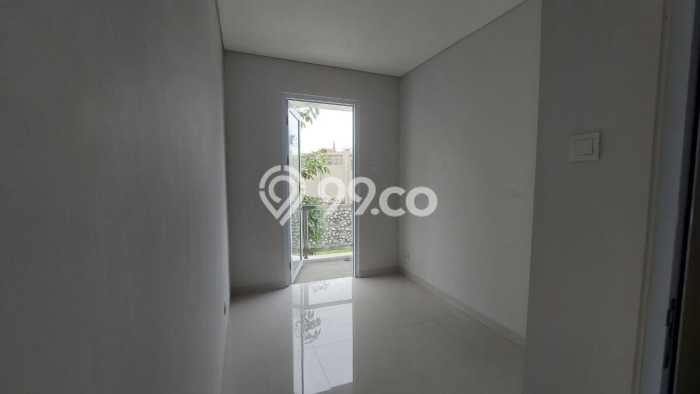 Jual Rumah Mewah Elegan Dengan View Cantik di Gading Serpong, Tangerang Jual Rumah Mewah Elegan Dengan View Cantik di Gading Serpong, Tangerang