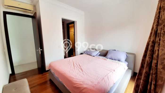 Siap Huni Hunian Elit 4 Kamar di BSD Dekat ke Mana Saja Siap Huni Hunian Elit 4 Kamar di BSD Dekat ke Mana Saja