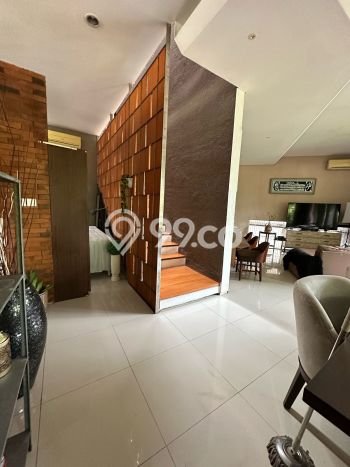 Rumah Elit Modern Siap Huni di Sektor 9-Bintaro Tangerang Selatan Rumah Elit Modern Siap Huni di Sektor 9-Bintaro Tangerang Selatan