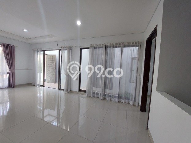 Rumah Elit Modern Tanpa Renovasi di BSD Green Wich Tangerang Rumah Elit Modern Tanpa Renovasi di BSD Green Wich Tangerang