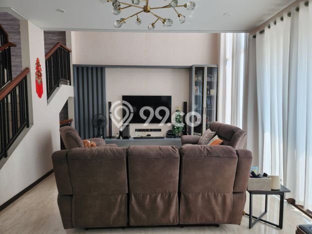 Dijual Rumah Premium dengan Fasilitas Sekitar Lengkap di BSD, Tangerang Selatan Dijual Rumah Premium dengan Fasilitas Sekitar Lengkap di BSD, Tangerang Selatan
