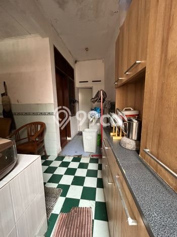 Dijual Rumah Strategis Bagus Punya 5 KT di Ciputat Tangerang Selatan SHM Dijual Rumah Strategis Bagus Punya 5 KT di Ciputat Tangerang Selatan SHM