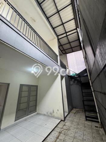 Rumah Mewah LB 234m2 Siap Pakai Desain Elegan di Sektor 7A/B-Gading Serpong, Tangerang Rumah Mewah LB 234m2 Siap Pakai Desain Elegan di Sektor 7A/B-Gading Serpong, Tangerang