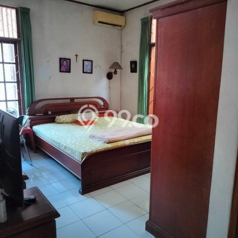 Rumah Strategis Minimalis Lb 210m2 di Kelapa Dua, Tangerang Rumah Strategis Minimalis Lb 210m2 di Kelapa Dua, Tangerang