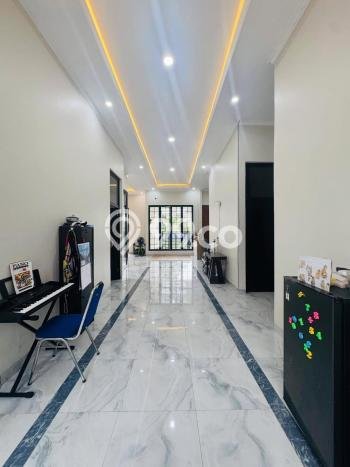 For Sale! Luxury House LT 218m2 Desain Elegan di Villa Melati Mas For Sale! Luxury House LT 218m2 Desain Elegan di Villa Melati Mas