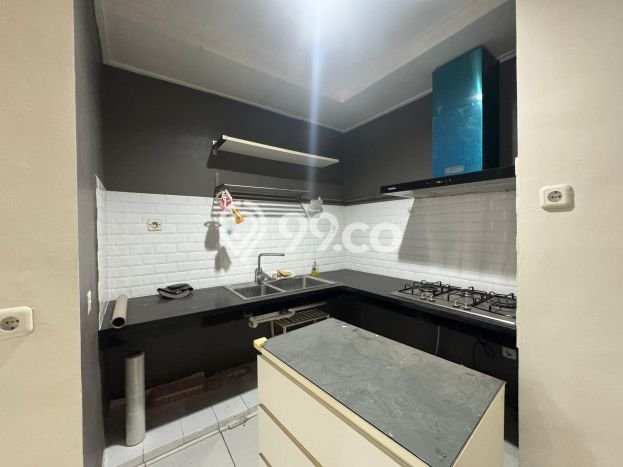 Dijual Rumah Eksklusif 2 KT di Gading Serpong, Tangerang Dijual Rumah Eksklusif 2 KT di Gading Serpong, Tangerang