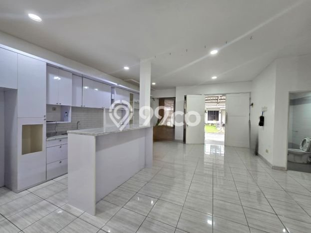 Rumah sewa siap huni 3 KT di Gading Serpong Serenade Lake, Tangerang Rumah sewa siap huni 3 KT di Gading Serpong Serenade Lake, Tangerang