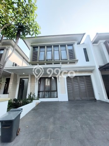 Rumah Elit Modern Tanpa Renovasi di BSD Green Wich Tangerang Rumah Elit Modern Tanpa Renovasi di BSD Green Wich Tangerang