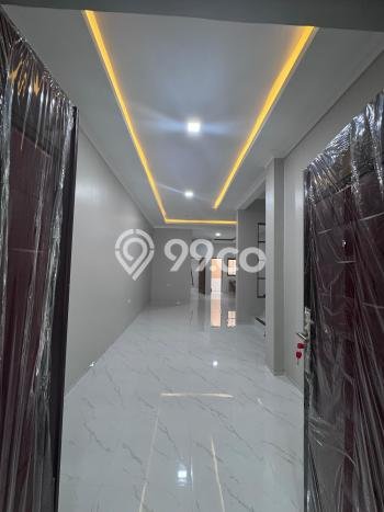 Hunian Nyaman Asri 4 KT Siap Pakai di Villa Melati Mas Tangerang Selatan Hunian Nyaman Asri 4 KT Siap Pakai di Villa Melati Mas Tangerang Selatan