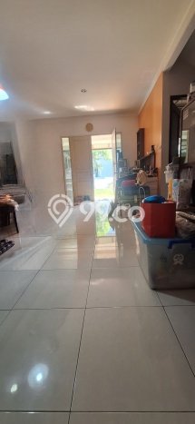 Hunian Elit LB 135m2 Siap Huni Desain Elegan di Graha Raya, Tangerang Selatan Hunian Elit LB 135m2 Siap Huni Desain Elegan di Graha Raya, Tangerang Selatan