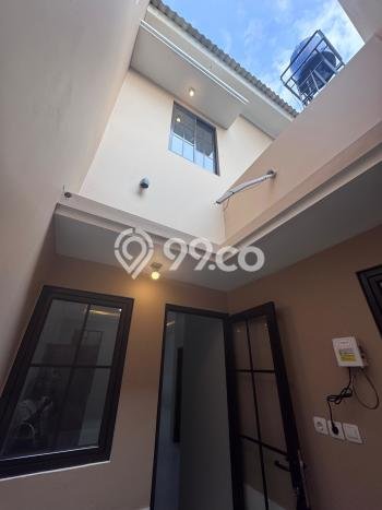 Hunian Nyaman Asri 4 KT Siap Pakai di Villa Melati Mas Tangerang Selatan Hunian Nyaman Asri 4 KT Siap Pakai di Villa Melati Mas Tangerang Selatan
