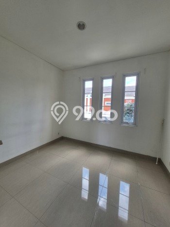Rumah Luas Asri 3 KT Siap Huni di BSD The Savia Tangerang Rumah Luas Asri 3 KT Siap Huni di BSD The Savia Tangerang
