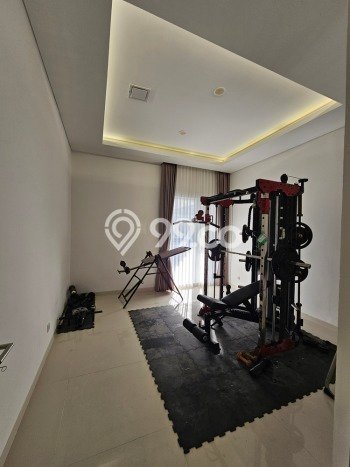 Rumah Mewah LB 257m2 Siap Pakai Desain Elegan di Gading Serpong, Tangerang Rumah Mewah LB 257m2 Siap Pakai Desain Elegan di Gading Serpong, Tangerang