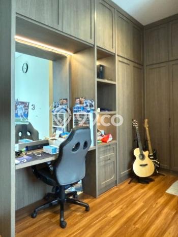 Hunian Mewah LB 263m2 Siap Huni Desain Elegan di Gading Serpong, Tangerang Hunian Mewah LB 263m2 Siap Huni Desain Elegan di Gading Serpong, Tangerang