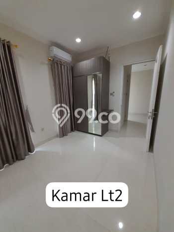 Rumah Mewah LB 190m2 Siap Pakai Desain Elegan di BSD Foresta, Tangerang Rumah Mewah LB 190m2 Siap Pakai Desain Elegan di BSD Foresta, Tangerang