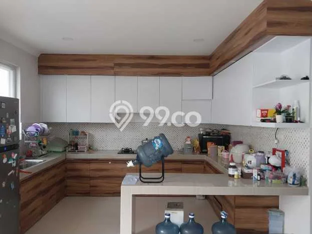 Rumah Mewah LB 180m2 Siap Huni Desain Elegan di Gading Serpong Cluster Oleaster, Tangerang Rumah Mewah LB 180m2 Siap Huni Desain Elegan di Gading Serpong Cluster Oleaster, Tangerang