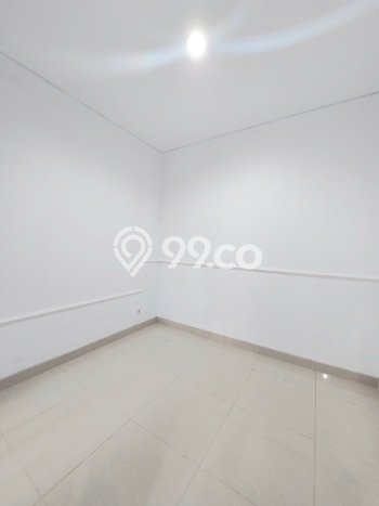 Rumah Elit Modern Tanpa Renovasi di BSD Green Wich Tangerang Rumah Elit Modern Tanpa Renovasi di BSD Green Wich Tangerang