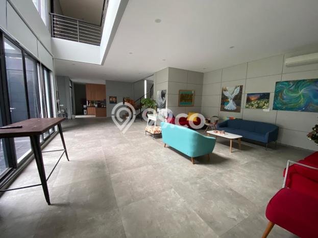 Hunian Mewah LB 530m2 Siap Pakai Desain Elegan di Gading Serpong The Spring, Tangerang Hunian Mewah LB 530m2 Siap Pakai Desain Elegan di Gading Serpong The Spring, Tangerang