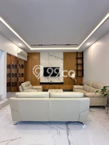 Hunian Mewah LB 200m2 Siap Huni Desain Elegan di Alam Sutera, Tangerang Hunian Mewah LB 200m2 Siap Huni Desain Elegan di Alam Sutera, Tangerang