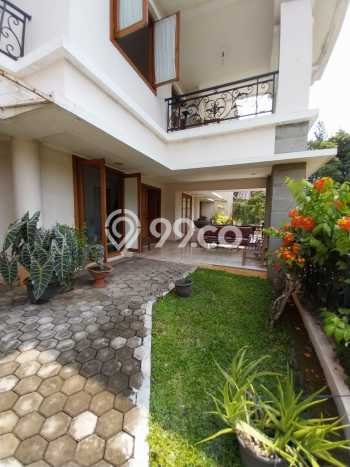Dijual Rumah Mewah Exclusive di Ciputat Timur, Tangerang Selatan Dijual Rumah Mewah Exclusive di Ciputat Timur, Tangerang Selatan