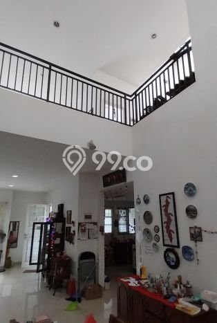 Dijual Rumah 2 Lantai Siap Huni Dgn Ceiling Tinggi di Mega Cinere Dijual Rumah 2 Lantai Siap Huni Dgn Ceiling Tinggi di Mega Cinere