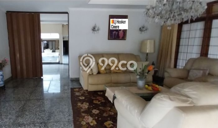Jual Segera Rumah 6 KT 4 KM di Kawasan Komersial , Jakarta Selatan Jual Segera Rumah 6 KT 4 KM di Kawasan Komersial , Jakarta Selatan