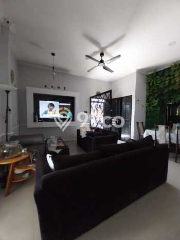 Dijual Hunian Rumah Terawat 3 KT di Cinere, Jakarta Selatan Dijual Hunian Rumah Terawat 3 KT di Cinere, Jakarta Selatan