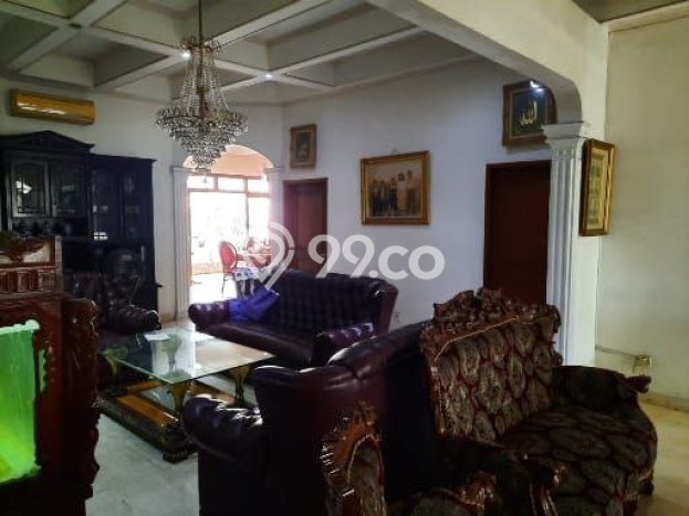 Hunian Elit LB 360m2 Siap Pakai Desain Elegan di Utan Kayu, Jakarta Timur Hunian Elit LB 360m2 Siap Pakai Desain Elegan di Utan Kayu, Jakarta Timur