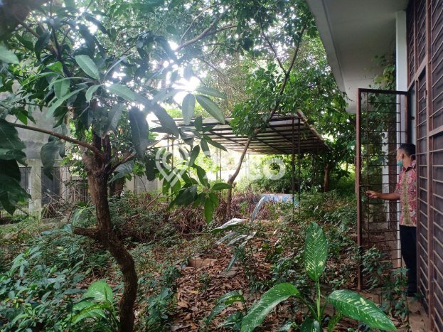For Sale! Luxury House LT 1249m2 Desain Elegan di Cibubur For Sale! Luxury House LT 1249m2 Desain Elegan di Cibubur