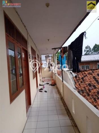 Rumah Elit Modern Tanpa Renovasi di Pondok Indah Jakarta Selatan Rumah Elit Modern Tanpa Renovasi di Pondok Indah Jakarta Selatan