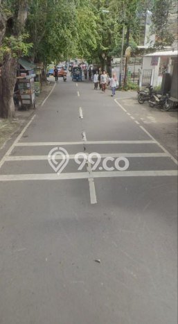 Komersial Bagus Dijual LB 170m2 Lokasi Strategis Jakarta Timur Area Cocok untuk Berbisnis Komersial Bagus Dijual LB 170m2 Lokasi Strategis Jakarta Timur Area Cocok untuk Berbisnis