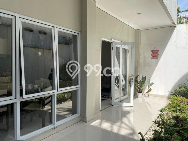 Dijual Rumah Luas Megah Dengan View Cantik di Rawamangun, Jakarta Timur Dijual Rumah Luas Megah Dengan View Cantik di Rawamangun, Jakarta Timur