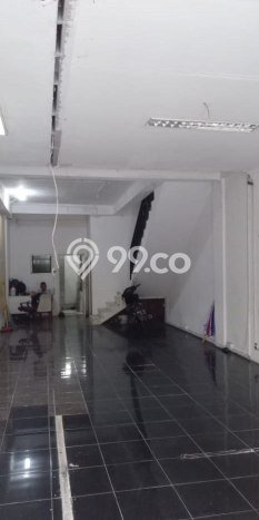 Ruko Dijual di Jakarta Timur LT 119m2 & LB 350m2 Lokasi Terbaik! Ruko Dijual di Jakarta Timur LT 119m2 & LB 350m2 Lokasi Terbaik!