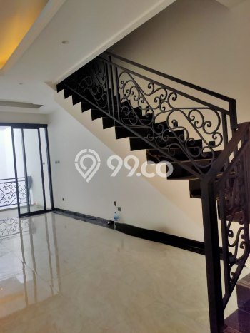 For Sale! Luxury House LT 143m2 Desain Elegan di Ciganjur For Sale! Luxury House LT 143m2 Desain Elegan di Ciganjur