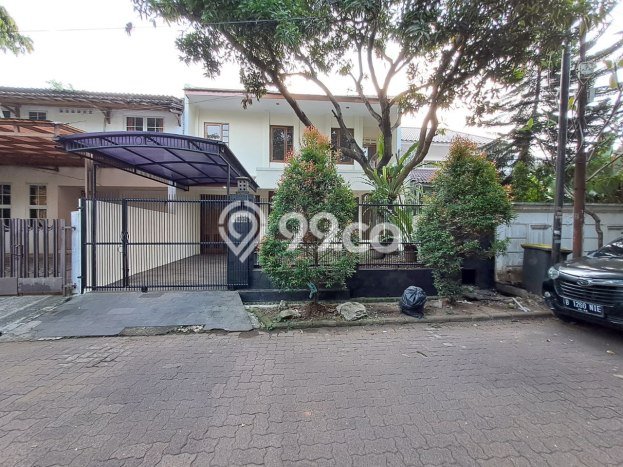 Hunian Mewah Siap Huni LT 225m2 di Lebak Bulus, Jakarta Selatan Hunian Mewah Siap Huni LT 225m2 di Lebak Bulus, Jakarta Selatan