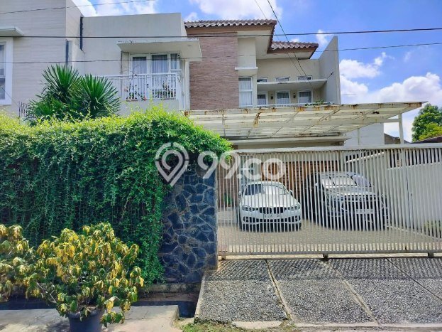 Dijual Rumah Luas Megah Dengan View Cantik di Rawamangun, Jakarta Timur Dijual Rumah Luas Megah Dengan View Cantik di Rawamangun, Jakarta Timur