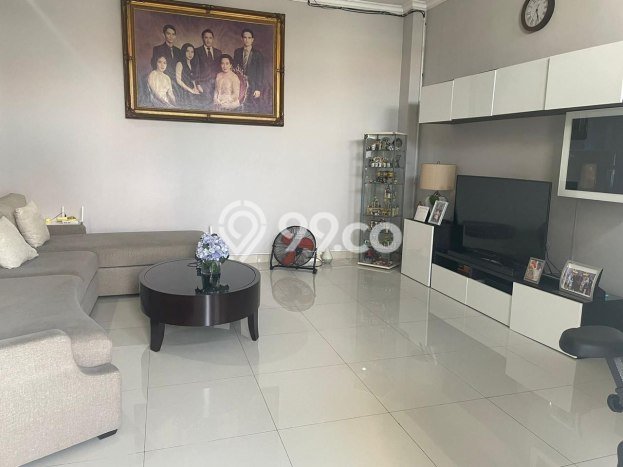 Dijual Rumah Luas Megah Dengan View Cantik di Rawamangun, Jakarta Timur Dijual Rumah Luas Megah Dengan View Cantik di Rawamangun, Jakarta Timur