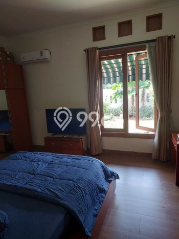 Jual Rumah Luas Elegan Dengan View Cantik di Bintaro, Tangerang Selatan Jual Rumah Luas Elegan Dengan View Cantik di Bintaro, Tangerang Selatan