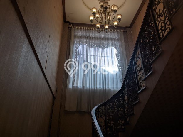 For Sale! Premium House LT 528m2 Desain Modern di Jati Padang For Sale! Premium House LT 528m2 Desain Modern di Jati Padang