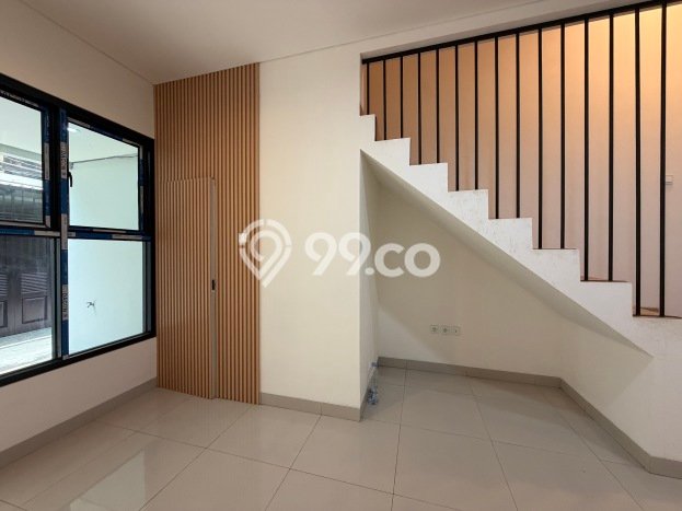 Rumah Minimalis 4 KT di Tanjung Duren Utara Jakarta Barat Unfurnished Rumah Minimalis 4 KT di Tanjung Duren Utara Jakarta Barat Unfurnished