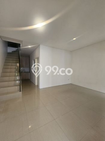 Rumah Luas Asri 4 KT Siap Huni di Tanjung Duren Selatan Jakarta Barat Rumah Luas Asri 4 KT Siap Huni di Tanjung Duren Selatan Jakarta Barat