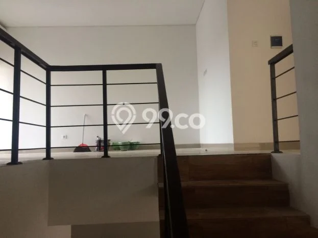 Disewakan! Rumah 4 Kamar Tidur &
2 Kamar Mandi di Pesanggaran, Denpasar Disewakan! Rumah 4 Kamar Tidur &
2 Kamar Mandi di Pesanggaran, Denpasar