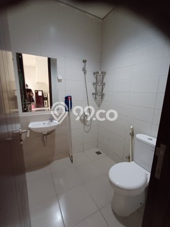 Disewakan! Rumah 5 Kamar Tidur &
4 Kamar Mandi di BSD City, Tangerang Disewakan! Rumah 5 Kamar Tidur &
4 Kamar Mandi di BSD City, Tangerang
