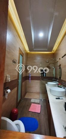 PENAWARAN TERBATAS! Rumah Premium di Ciputat, LT 200m² LB 263m² PENAWARAN TERBATAS! Rumah Premium di Ciputat, LT 200m² LB 263m²