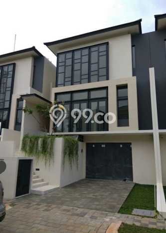 Ready to Use! Luxury House LT 180m2 Desain Modern di BSD Ready to Use! Luxury House LT 180m2 Desain Modern di BSD