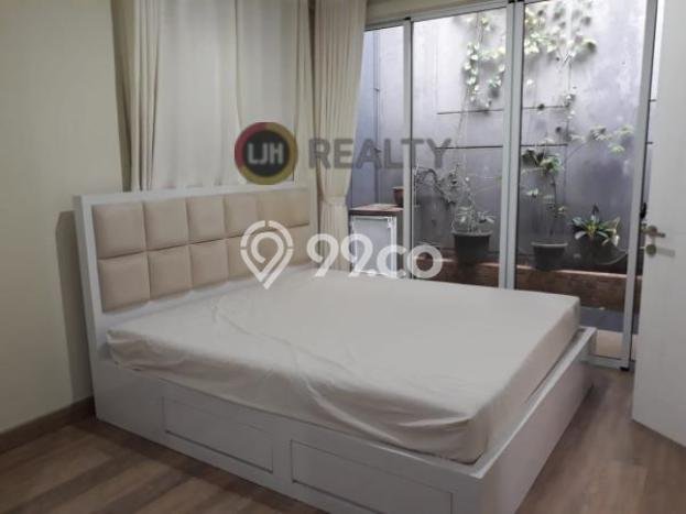 UNIT SPESIAL! Rumah di BSD City, 3 KT, Dekat Pusat Kota, Luas 160m² LB 140m² UNIT SPESIAL! Rumah di BSD City, 3 KT, Dekat Pusat Kota, Luas 160m² LB 140m²